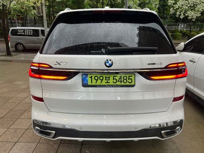BMW X7 - 7