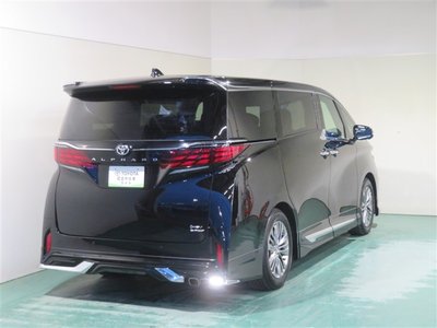 2024 Toyota ALPHARD — фото 8