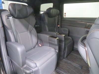2024 Toyota ALPHARD — фото 12