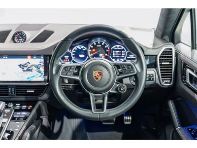 PORSCHE CAYENNE - 5