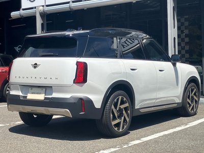 2025 MINI COOPER COUNTRYMAN photo 9