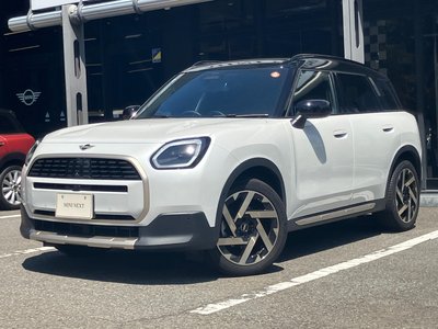 2025 MINI COOPER COUNTRYMAN photo 1