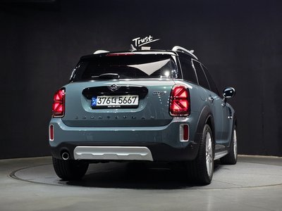 2022 MINI COOPER COUNTRYMAN thumbnail 4