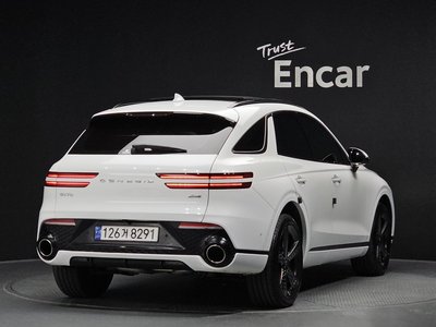 صورة 3 لـ 2024 Genesis GV70