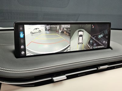 2024 Genesis GV70 — миниатюра 15