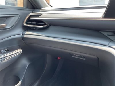 صورة مصغرة 25 لـ 2023 Toyota CROWN SPORT
