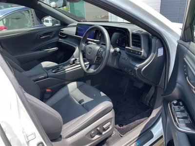 صورة مصغرة 18 لـ 2023 Toyota CROWN SPORT