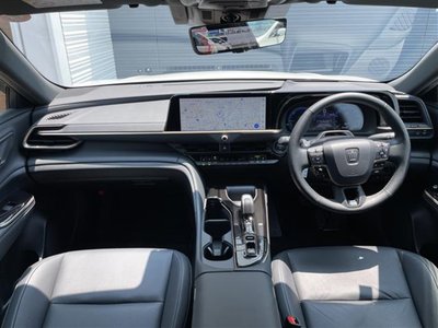 2023 Toyota CROWN SPORT 照片 2