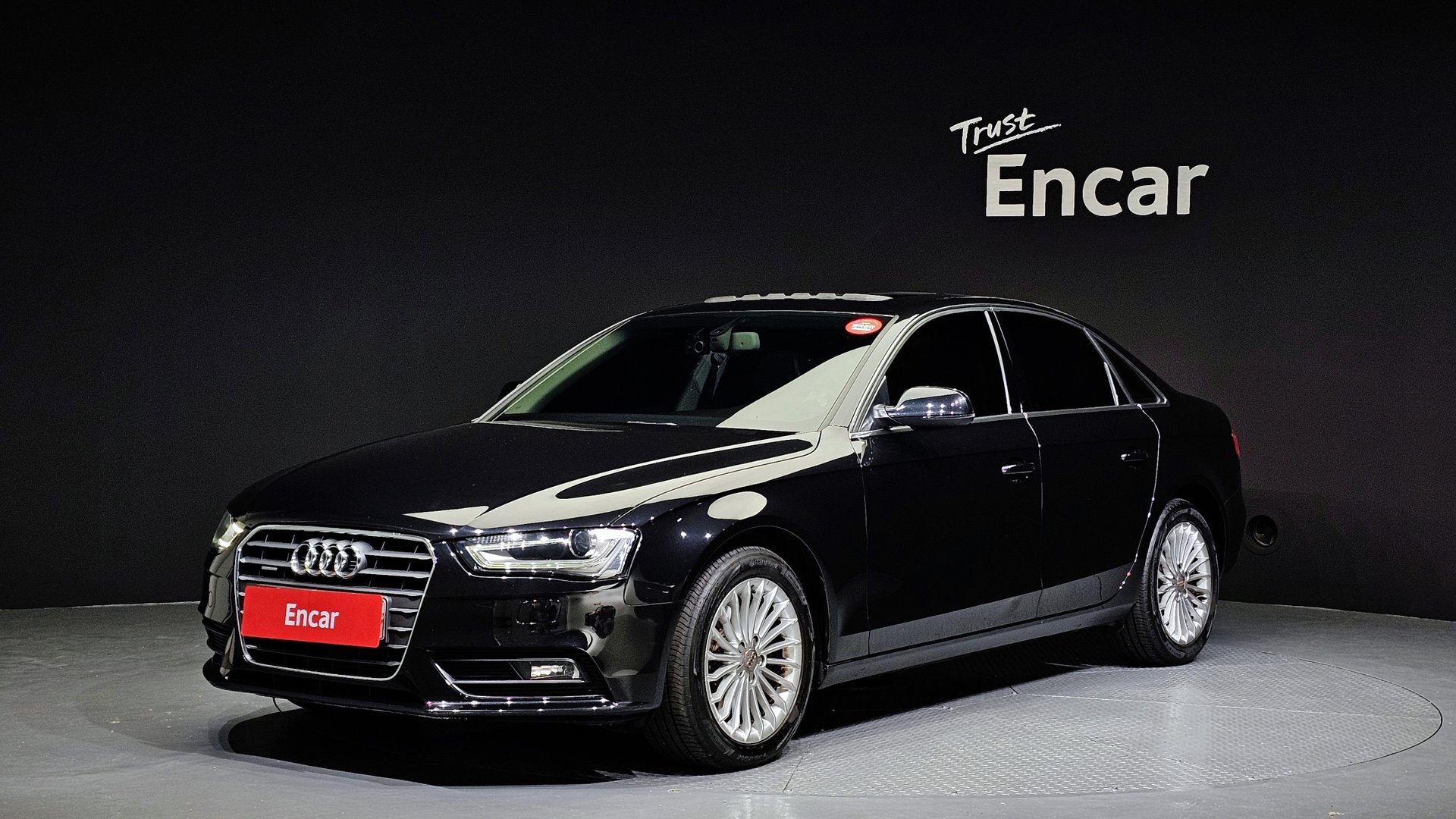 AUDI NEW A4 - View 1