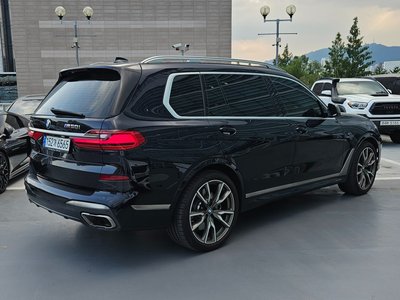 2022 BMW X7 — фото 5