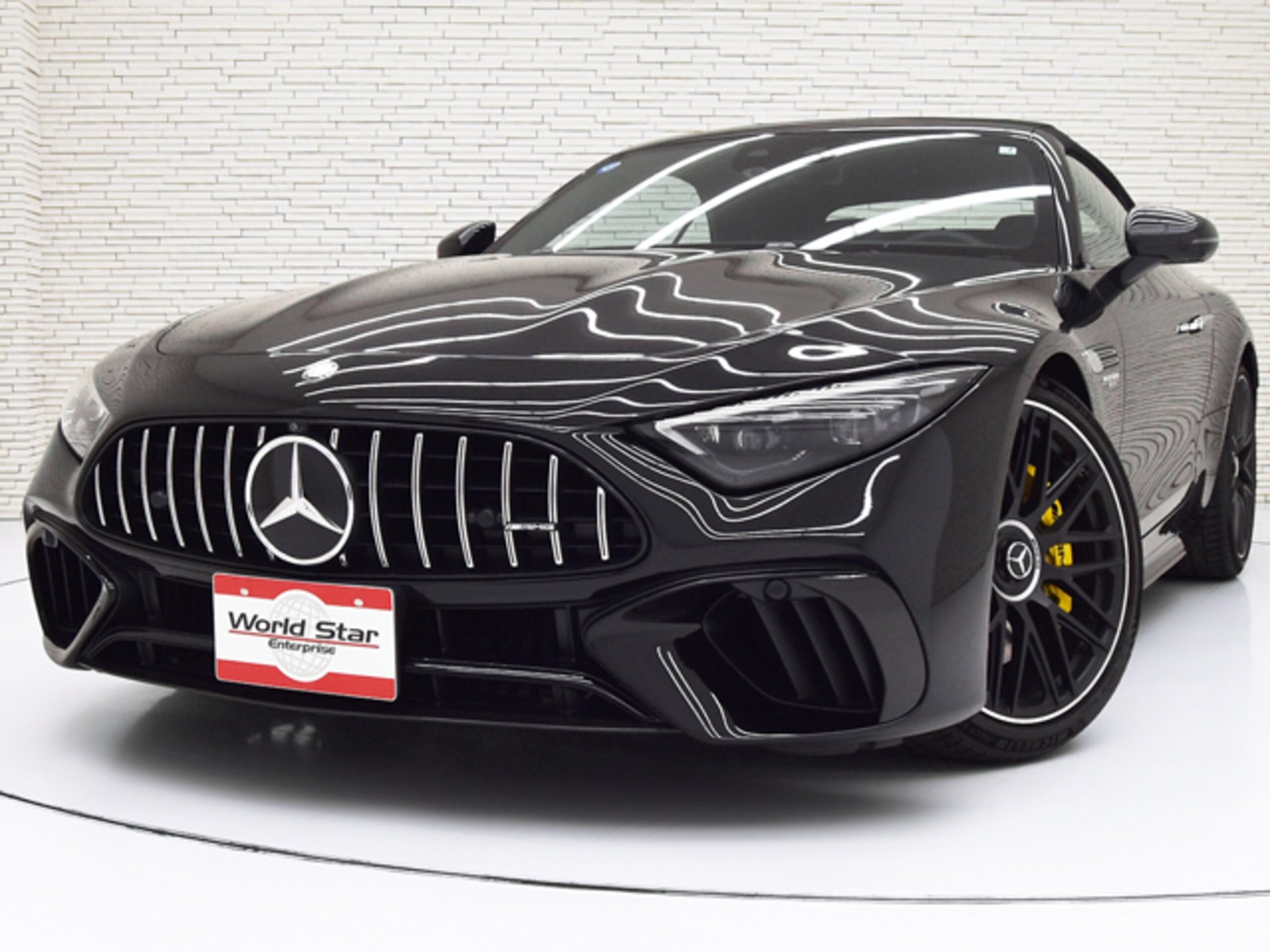 MERCEDES-BENZ SL AMG - View 1