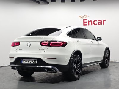 MERCEDES-BENZ GLC - 4