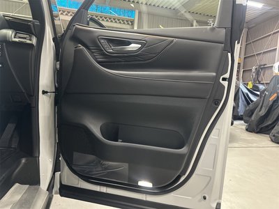 2026 Toyota ALPHARD thumbnail 19