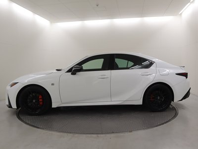 صورة 7 لـ 2023 Lexus IS