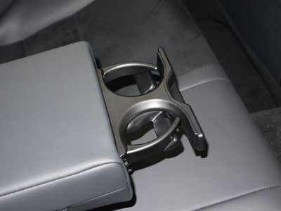 2023 Lexus IS — миниатюра 12