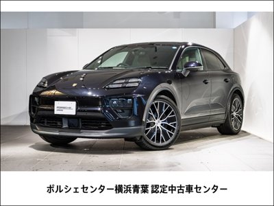 PORSCHE MACAN - 1