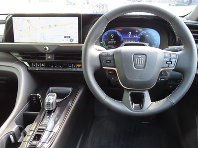 TOYOTA CROWN SPORT - 9