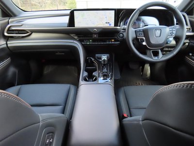 TOYOTA CROWN SPORT - 3