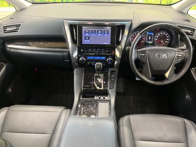TOYOTA ALPHARD - 2