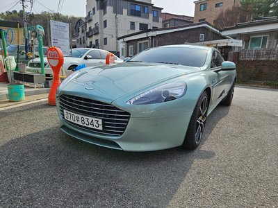 ASTON MARTIN RAPIDE - 1