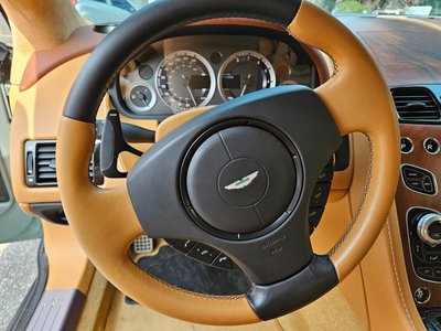 ASTON MARTIN RAPIDE - 8