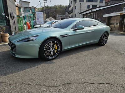 ASTON MARTIN RAPIDE - 3