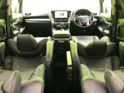 صورة مصغرة 28 لـ 2022 Toyota ALPHARD