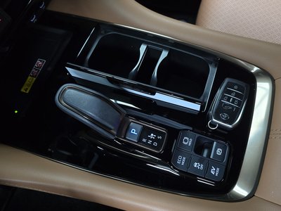 2025 TOYOTA ALPHARD 缩略图 12