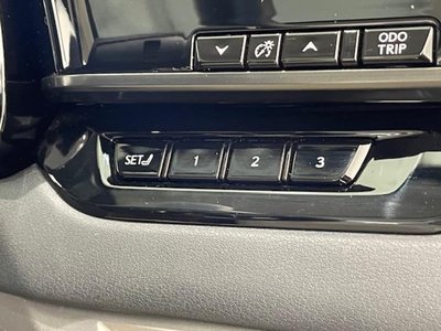 LEXUS RX 2023 thumbnail 34
