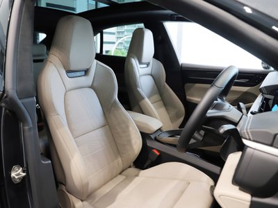 2025 Porsche MACAN — миниатюра 14