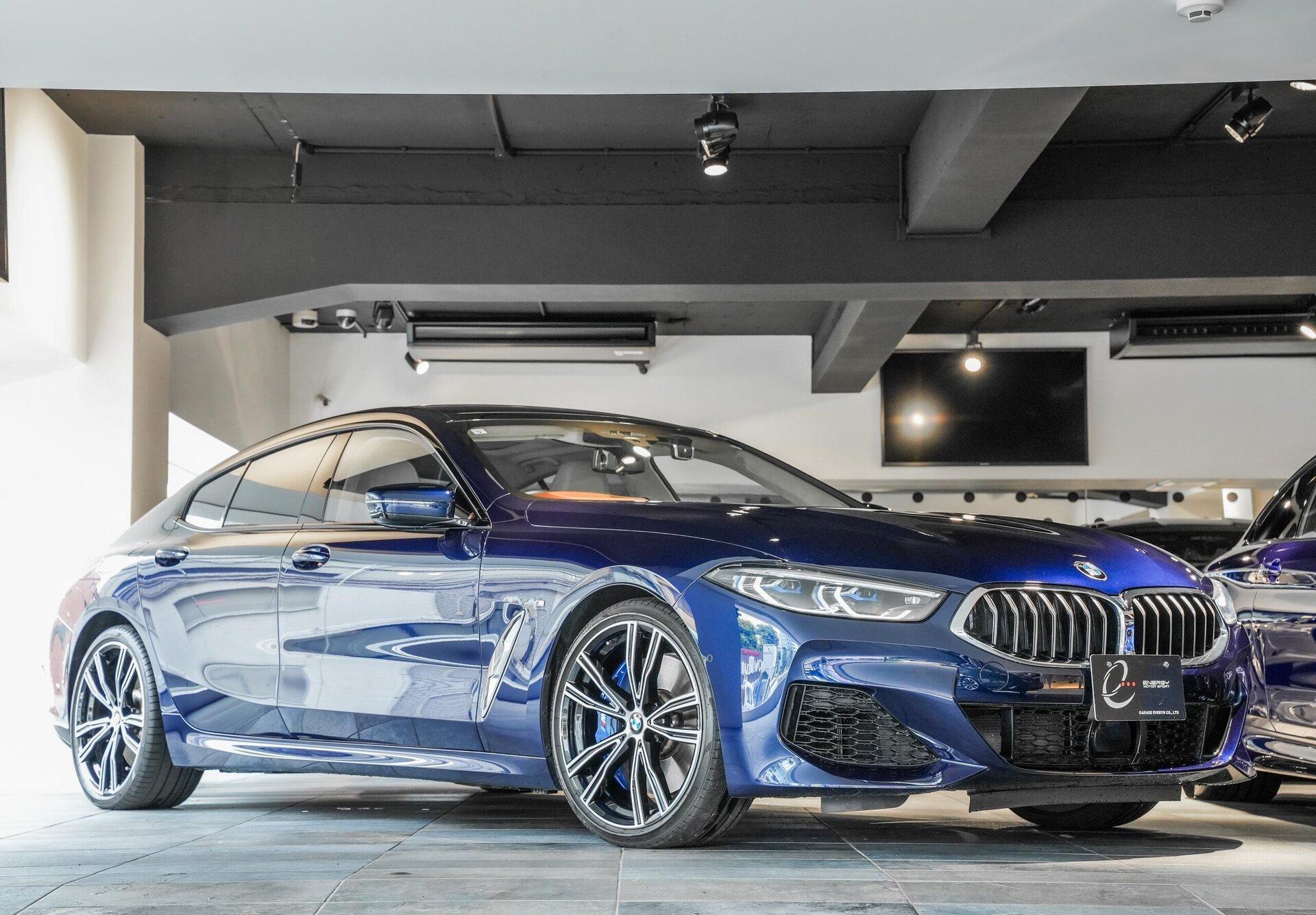 BMW 8 SERIES GRAN COUPE - View 1