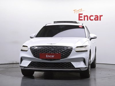 GENESIS ELECTRIFIED GV70 - 2
