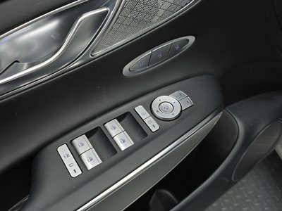 صورة مصغرة 21 لـ 2022 Genesis ELECTRIFIED GV70