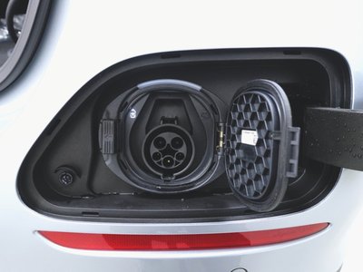2025 Mercedes-BENZ E-CLASS — миниатюра 24