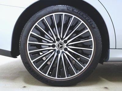 2025 Mercedes-BENZ E-CLASS — миниатюра 38