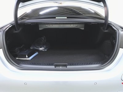 2025 Mercedes-BENZ E-CLASS — миниатюра 28