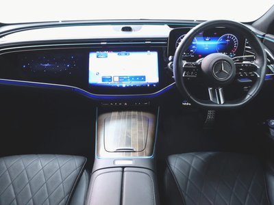 2025 Mercedes-BENZ E-CLASS — миниатюра 12