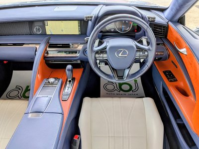 صورة 41 لـ 2017 Lexus LC