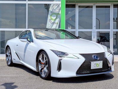صورة 2 لـ 2017 Lexus LC