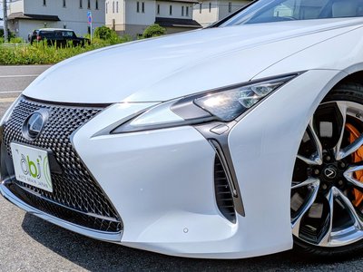 صورة 21 لـ 2017 Lexus LC
