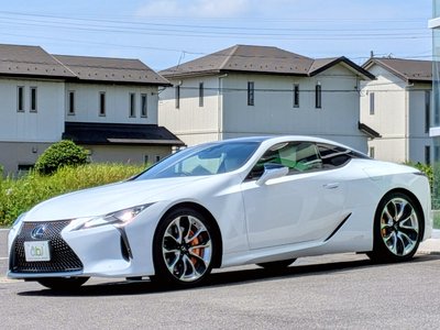 صورة 19 لـ 2017 Lexus LC