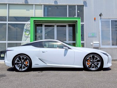صورة 24 لـ 2017 Lexus LC