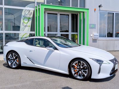 صورة 3 لـ 2017 Lexus LC