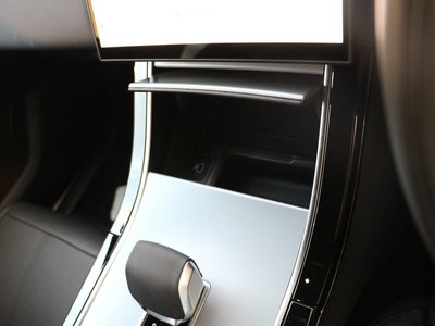 2024 LAND Rover RANGE ROVER VELAR — миниатюра 60