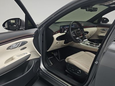 2025 Genesis GV70 — миниатюра 14