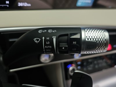 2025 Genesis GV70 — миниатюра 34