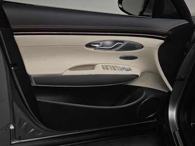 2025 Genesis GV70 — миниатюра 15