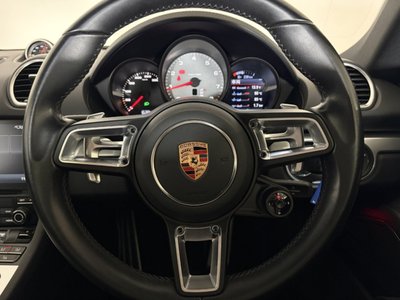 صورة 14 لـ 2017 Porsche 718