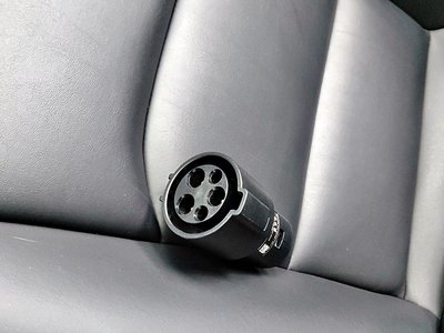 2022 Tesla MODEL Y thumbnail 18