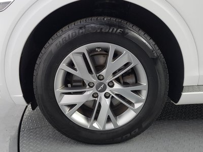 صورة 6 لـ 2023 Genesis GV70